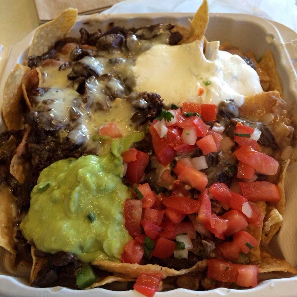 tacos-por-favor-nachos.jpg